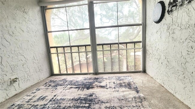 Building Photo - 11485 Oakhurst Rd