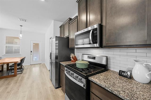 Building Photo - 1524 Bennington Ln