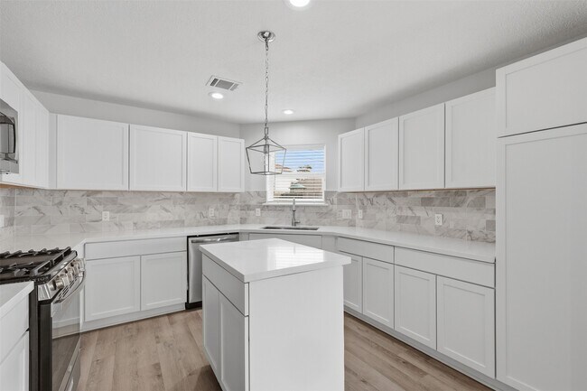 Building Photo - 9026 McGallion Rd