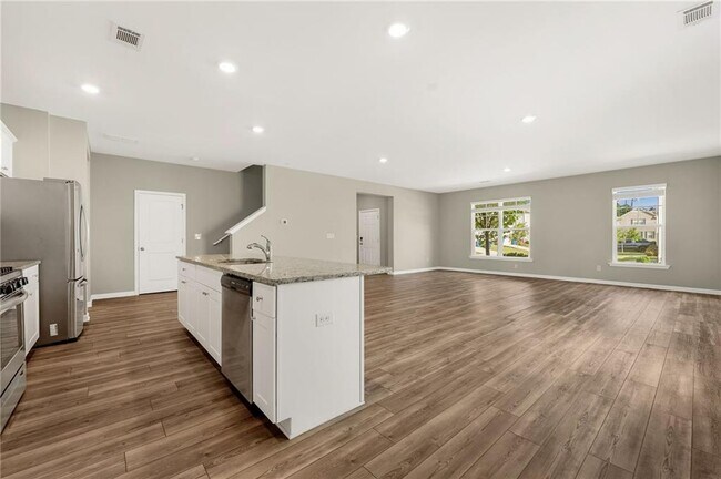 Building Photo - 4335 Magpie Dr