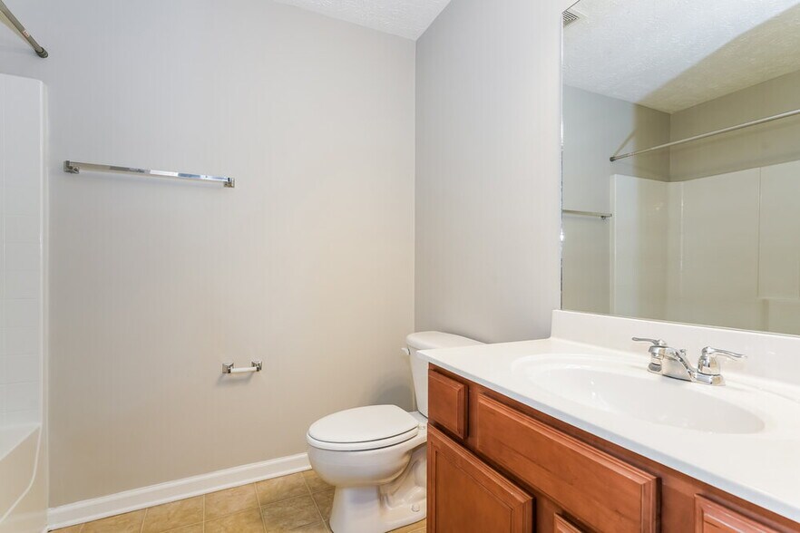 Building Photo - 109 Tulip Grove Point