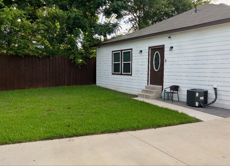 Primary Photo - 4813 Owenwood Ave