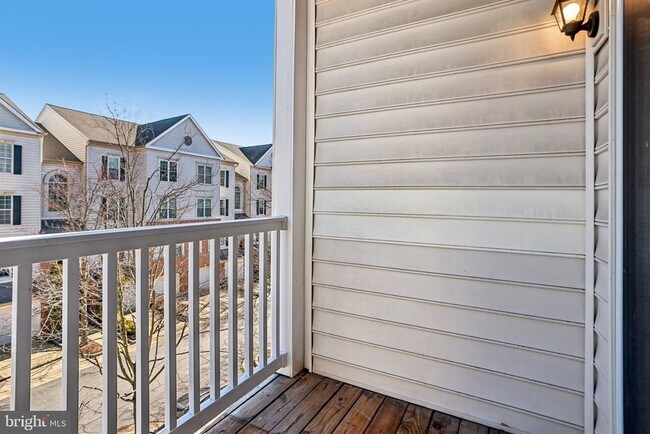Building Photo - 4691 Longstreet Ln