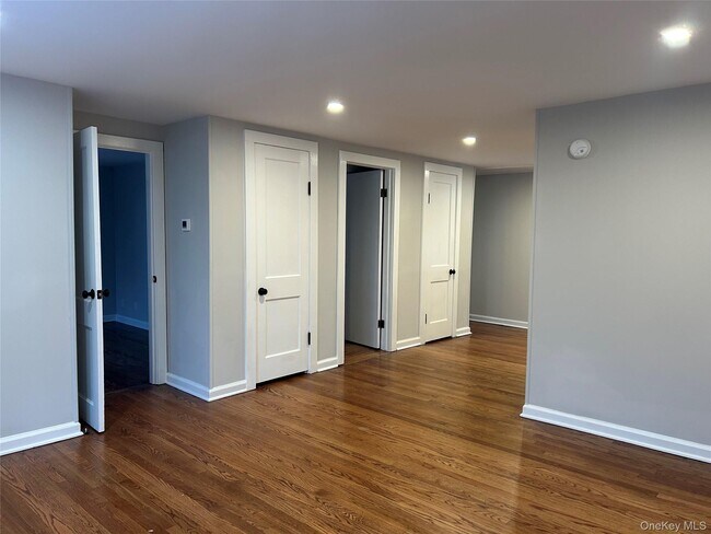 Building Photo - 29 Tobins Ln