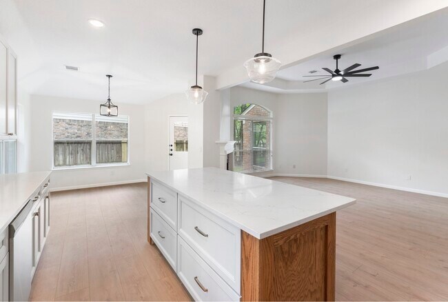 Building Photo - 54 Legend Mill Ct