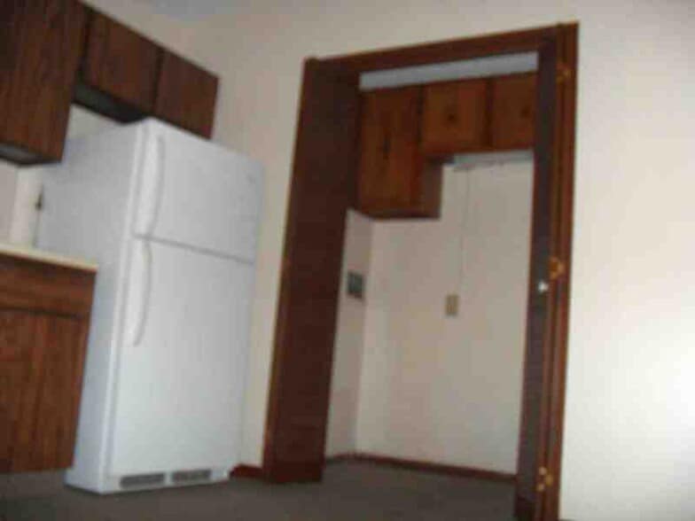 Washer and Electric dryer hook up - 2125 N. Monroe