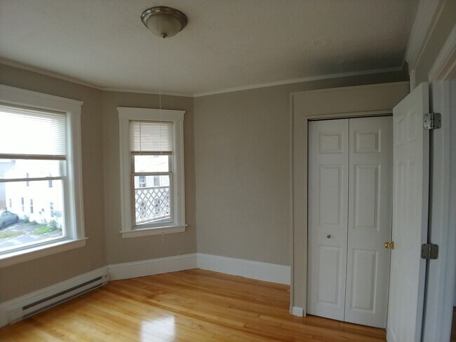 Building Photo - 76 Townsend St