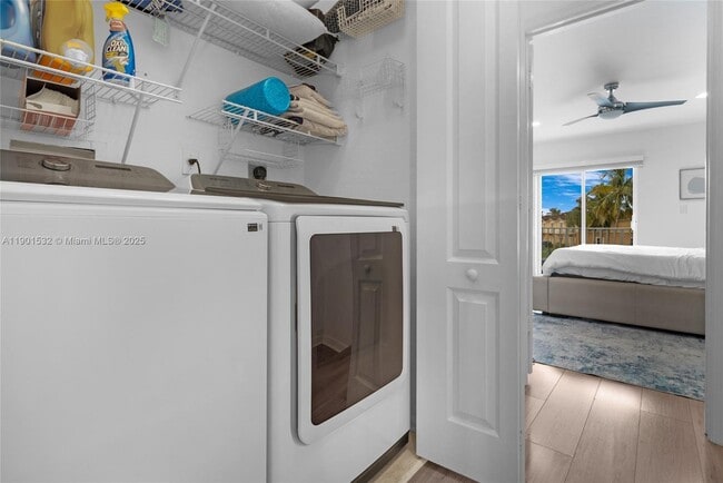 Building Photo - 12905 SW 31st Ct