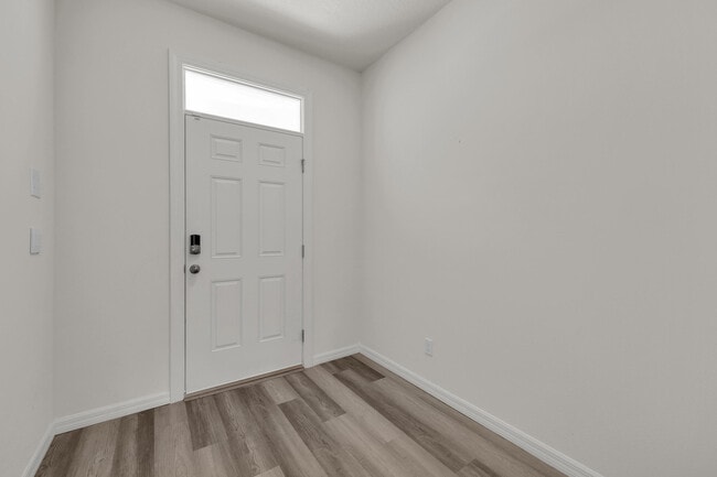 Building Photo - 12834 SW Forli Wy