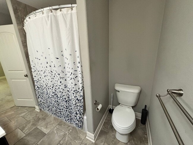 Building Photo - Italian Estates Property Management