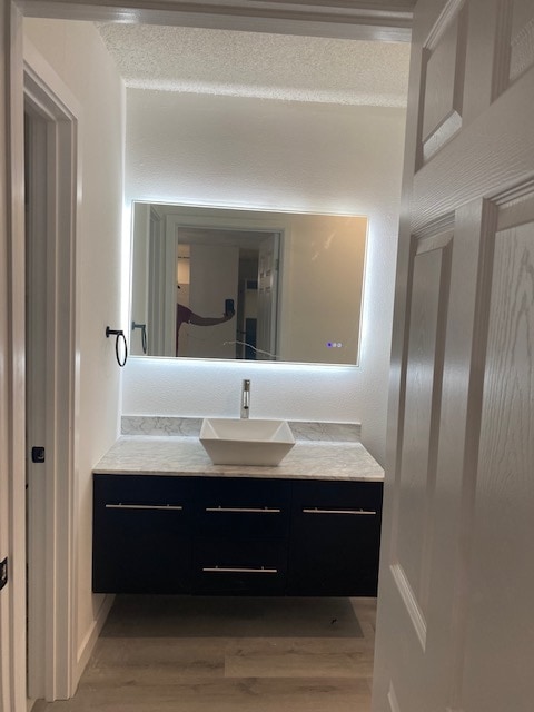 Building Photo - 5460 White Oak Ave