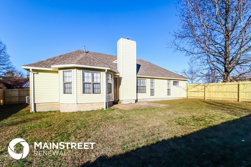 Building Photo - 5921 Pecan Trce