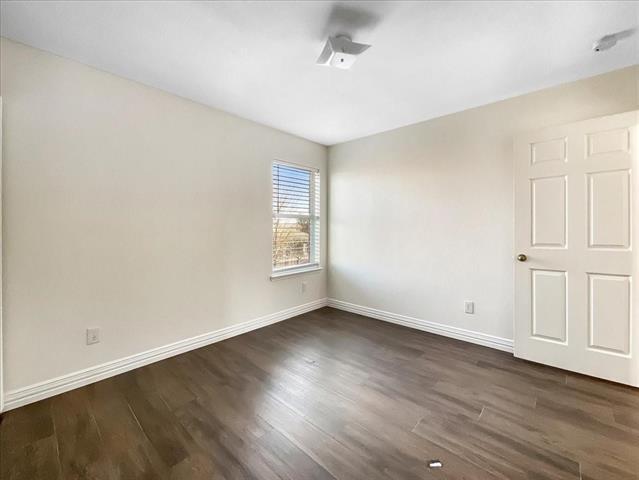 Building Photo - 2328 Heads And Tails Ln