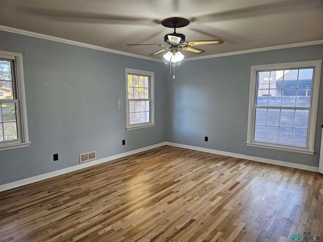 Building Photo - 2305 North Dr