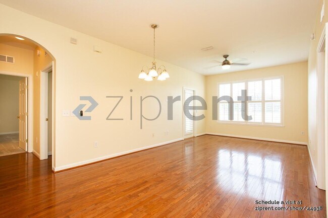 Building Photo - 7801 Point Meadows Dr