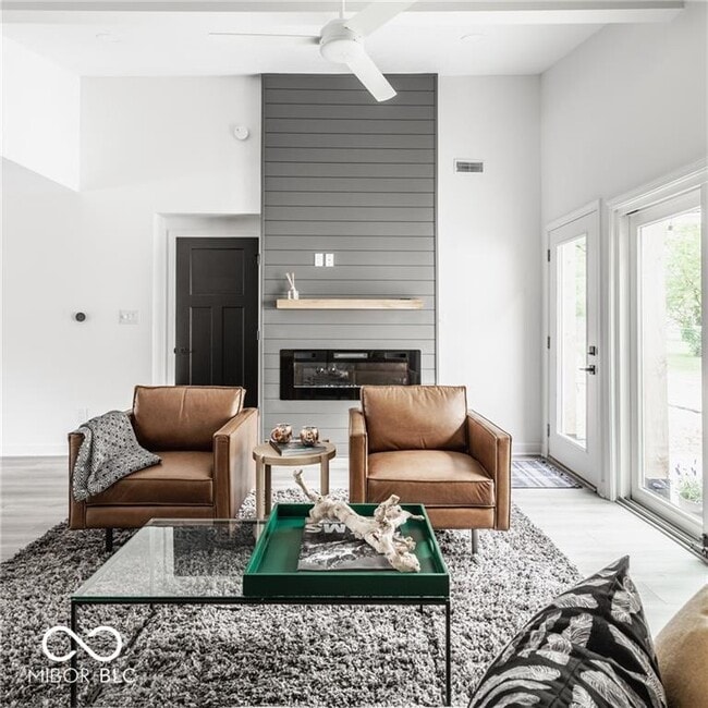 Building Photo - 649 Emerson Rd