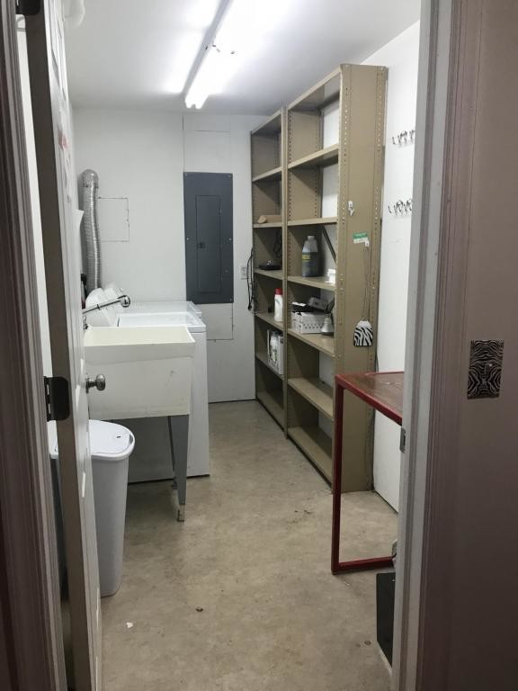 Building Photo - 212 State Road Unit B