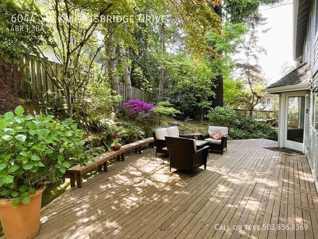 Building Photo - 6044 SW Knightsbridge Dr