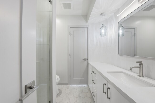 Building Photo - 5527 Burning Tree Dr