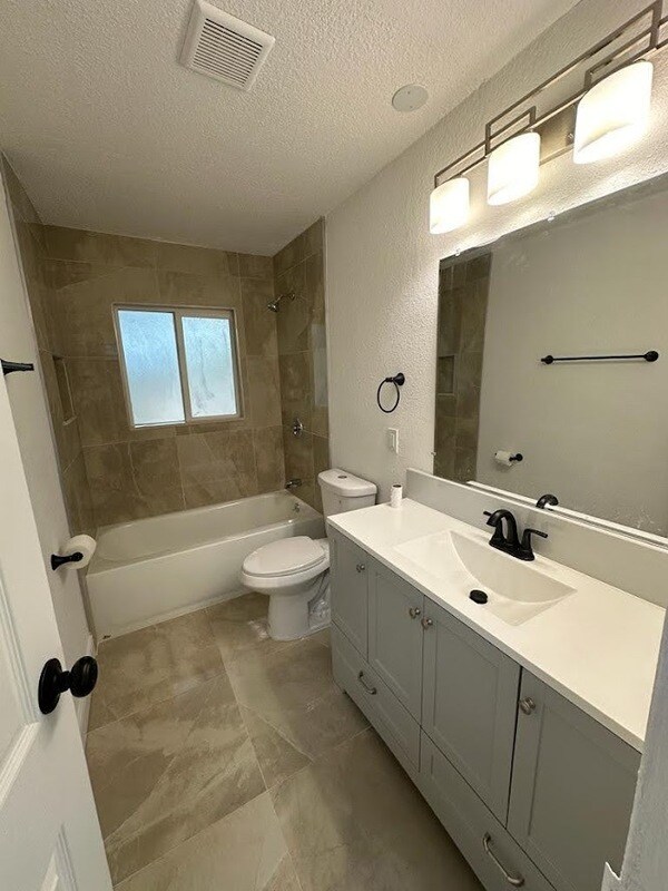 Building Photo - 2122 Mara Ct