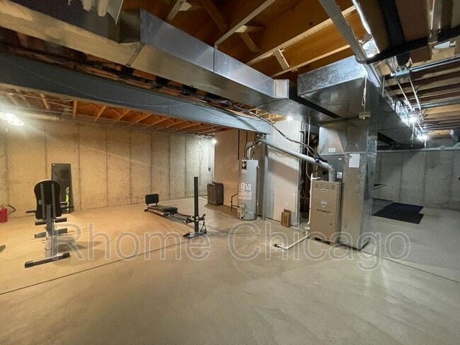 Building Photo - 1028 Silvana Ct