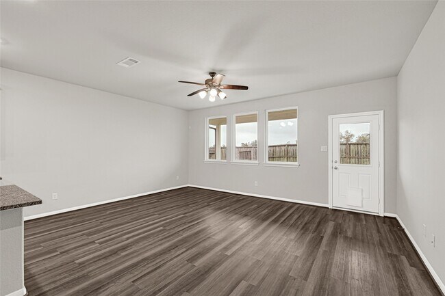 Building Photo - 13401 Emerald Mallard Dr