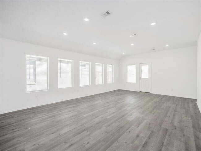 Building Photo - 3431 Autumn Russet Trl