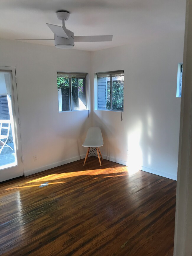 Master Bedroom - 883 Commonwealth Ave