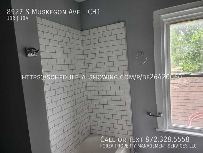 Building Photo - 8927 S Muskegon Ave