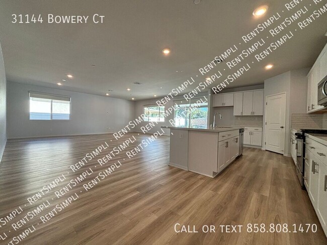 Building Photo - Spacious & Modern 4-Bedroom + Office Home ...