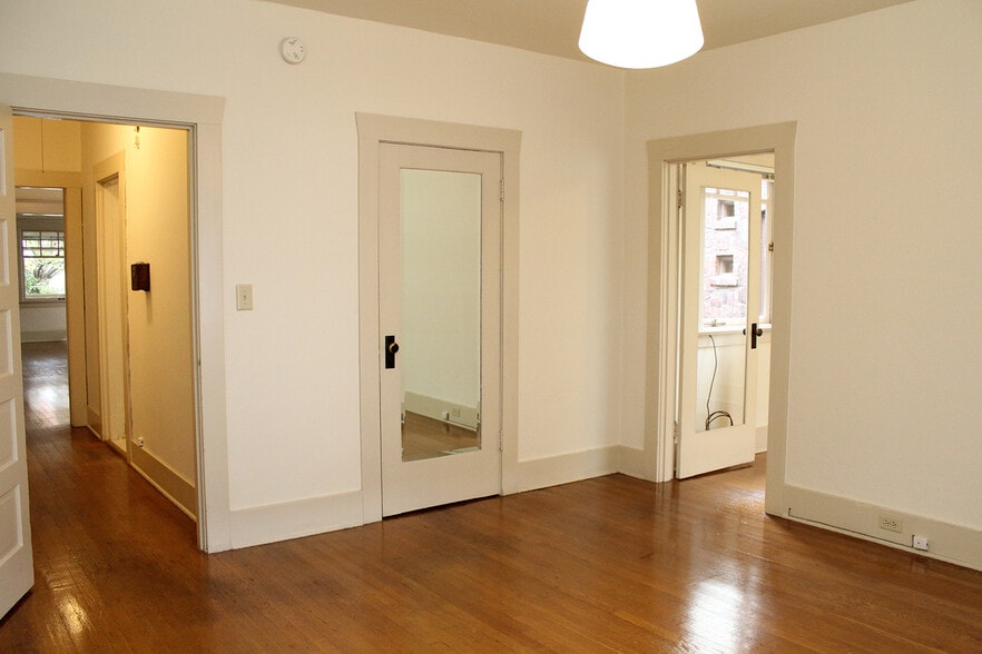 Building Photo - 1624 NE Tillamook St