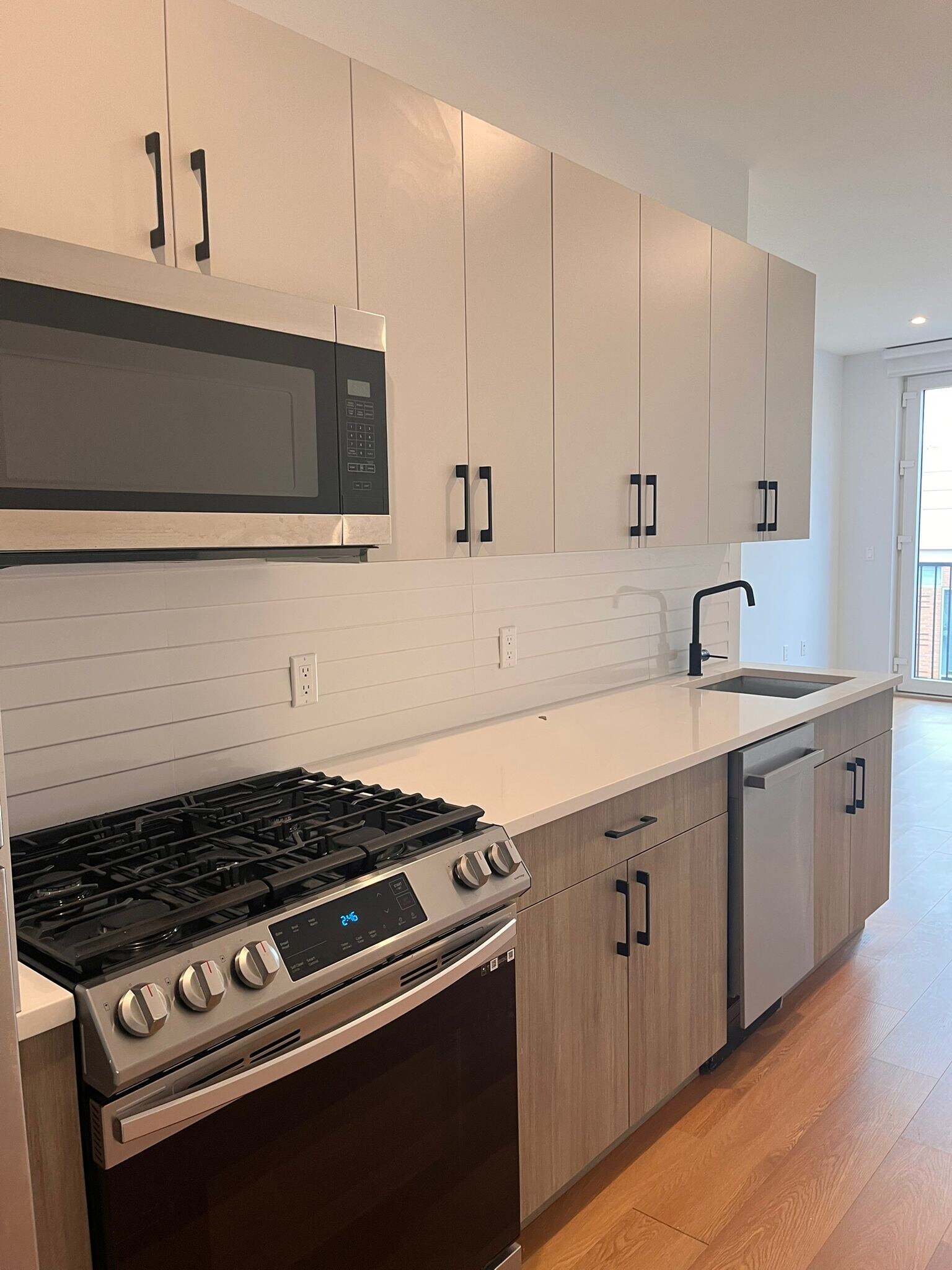 Building Photo - 543 Martin Luther King Jr Dr