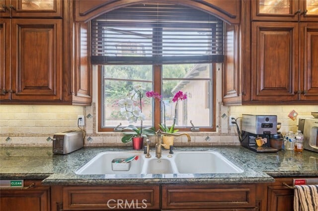 Building Photo - 7307 Lunada Vista