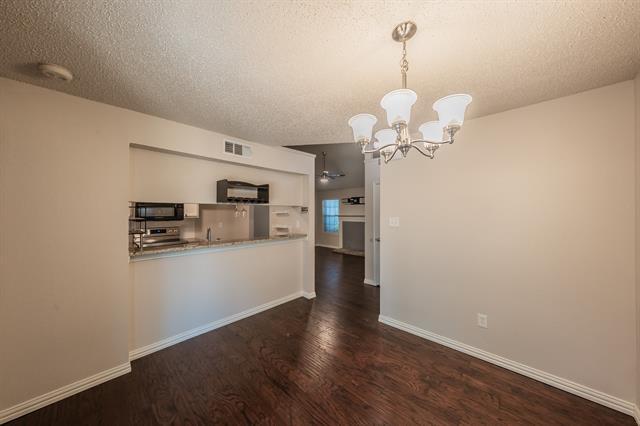 Building Photo - 6402 Valleybrooke Ct
