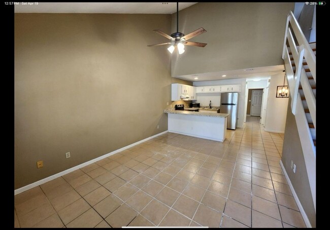 Building Photo - Charming 2BR Townhome in Tallahassee near ...