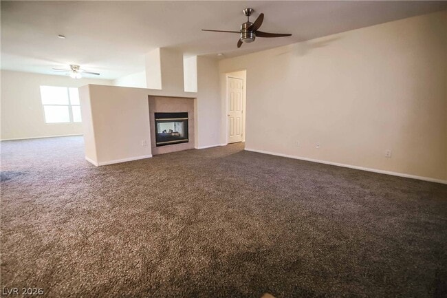 Building Photo - 240 Springtime St