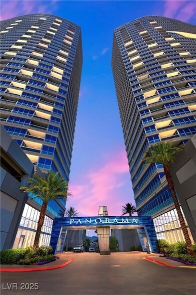 Building Photo - 4575 Dean Martin Dr