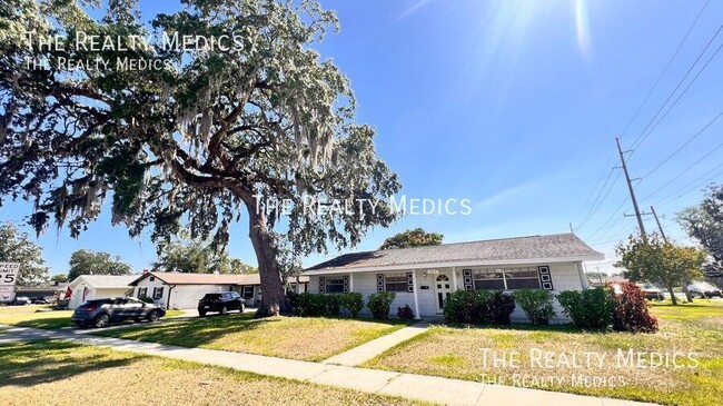 Building Photo - 4709 Redfern Dr