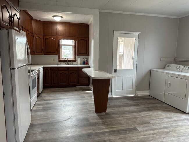 Building Photo - Elizabethtown 3 Bedroom 1.5 bathroom
