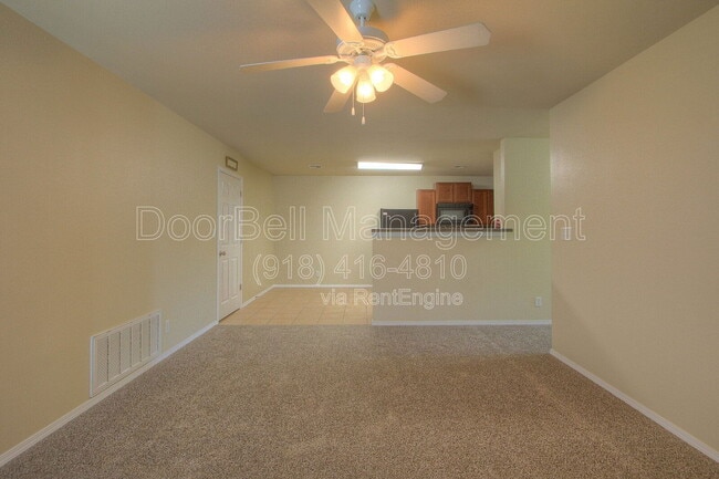 Building Photo - 5712 N 34th St