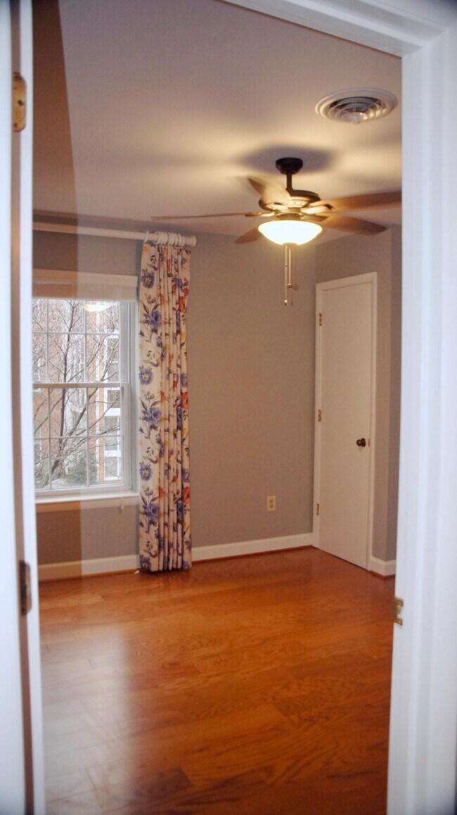 3rd bedroom-have to go thru master bedroom to access - 2102 Stephenson Ave SW