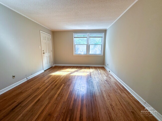 Building Photo - 1415 Richmond Pl