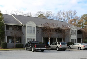 Building Photo - Cloister Apartments