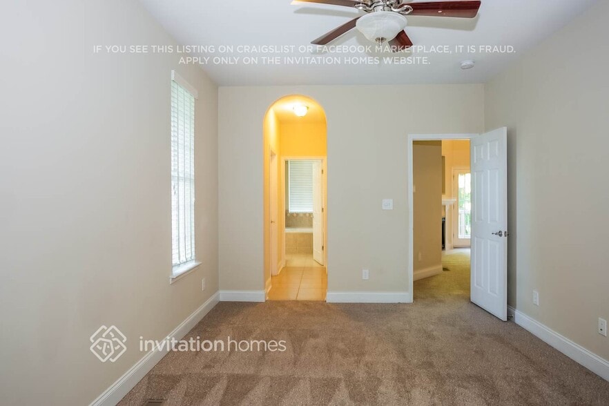 Building Photo - 119 Big Oak Ln