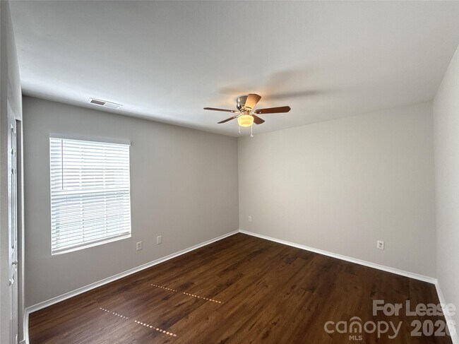 Building Photo - 15732 Circlegreen Dr