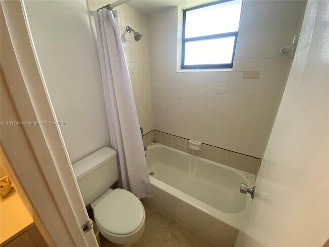 Building Photo - 7965 SW 86th St