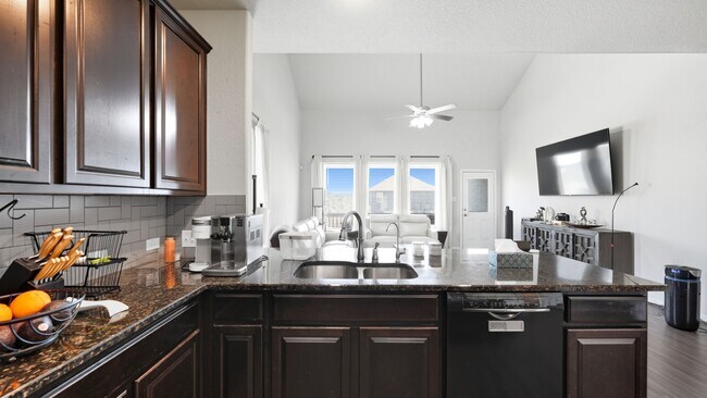 Building Photo - 6370 Tarrant Hl