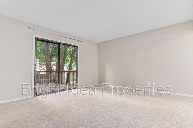 Building Photo - 2710 Upland Ct