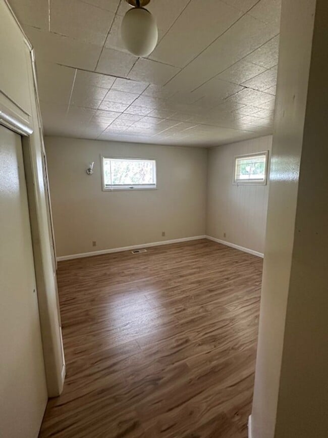 Building Photo - Remodeled 4 bedroom home in Target Range