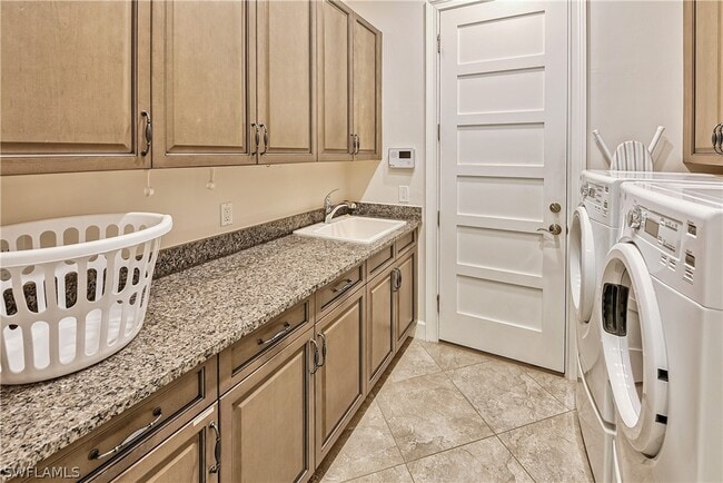 Building Photo - 5069 Tortola Ct